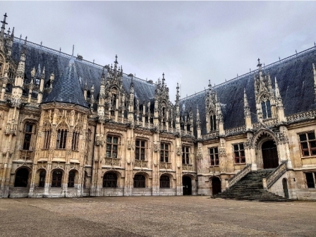 Le palais de justice de Rouen