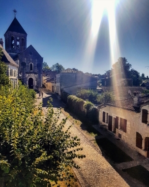 Vue sur le village de Bourdeilles-Dordogne